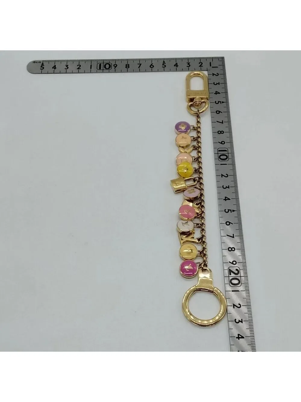 Louis Vuitton Key Ring Gold Pinks 600-060225